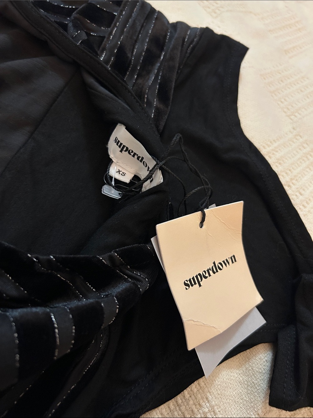 Superdown Black and Silver velvet Bodysuit. s new with tags - Picture 6 of 8